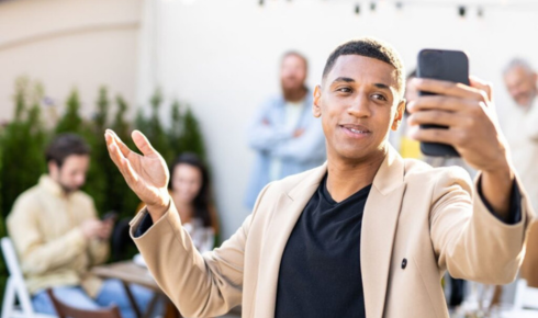 Influencer Marketing vs Paid Ads Which Works Better